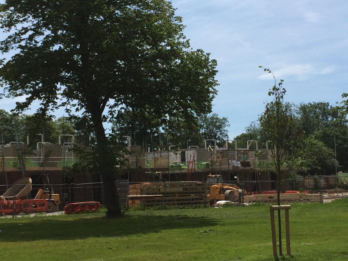 Phase 4 Roussillon Park - coming along! #newbuild #construction #chichester