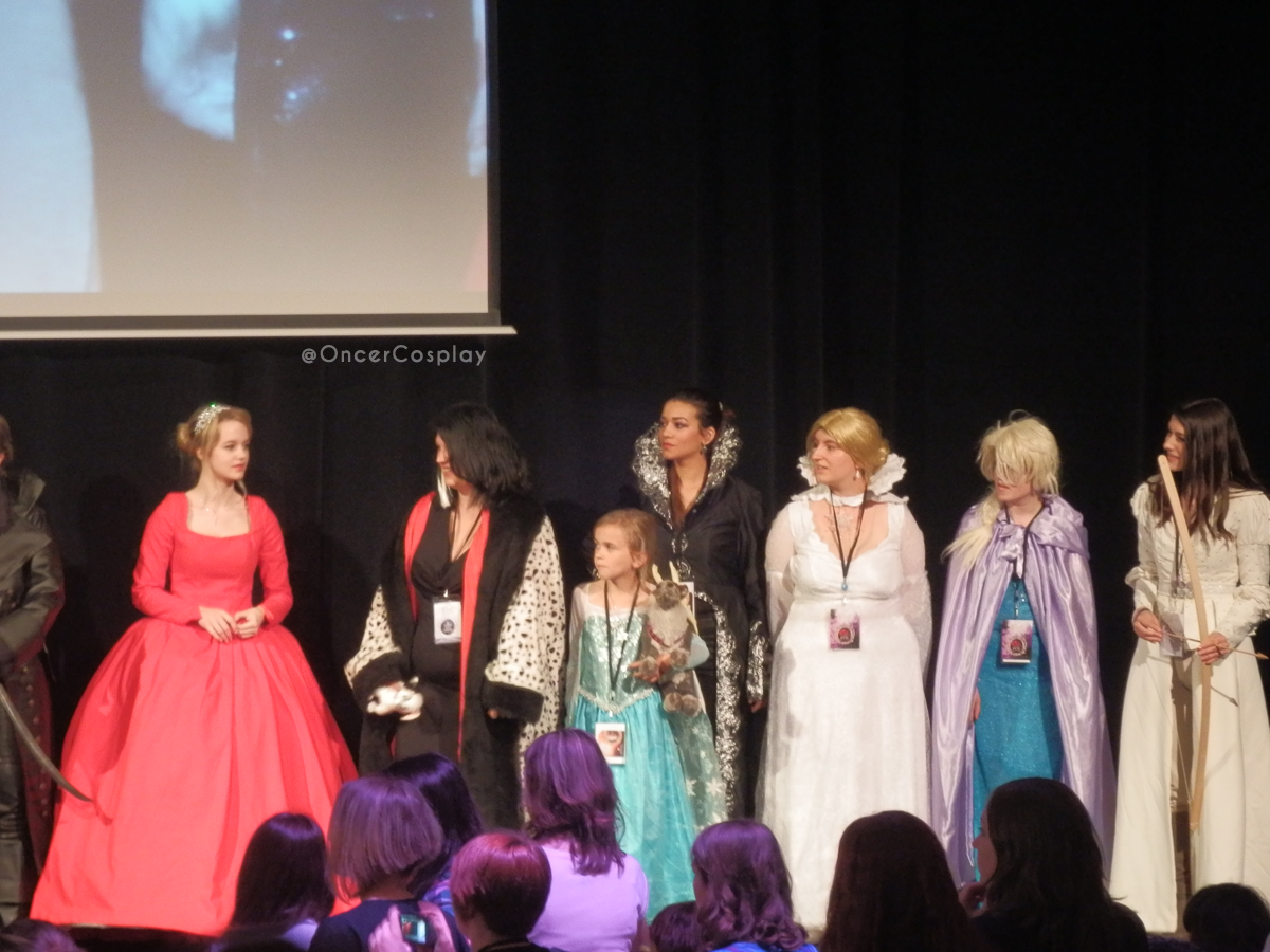 OncerCosplay's tweet photo. #Cosplay contest on stage of #FairyTalesIII @xivents http://t.co/MTjbML2K8x