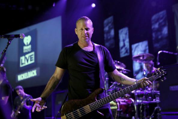 Besides the fact that there are 2 new musicvids, we\d love to say Happy Birthday to the amazing bassist Mike Kroeger! 