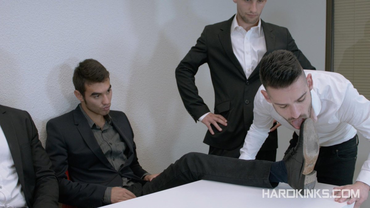 hardkinks's tweet photo. You’re doing a good job http://t.co/W7GrdTY9Q3 @TylerRoding @Ricky_Ruiz_RR #AbelBunker #EloyFox #JaviRoma http://t.co/AZCXJWbzyH