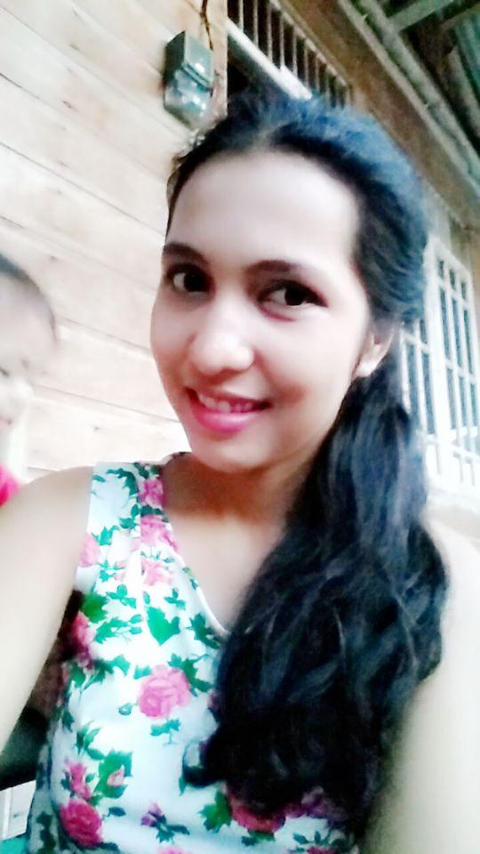 enidjakfar's tweet photo. Its me selfie... http://t.co/Eg0sQtqP4F