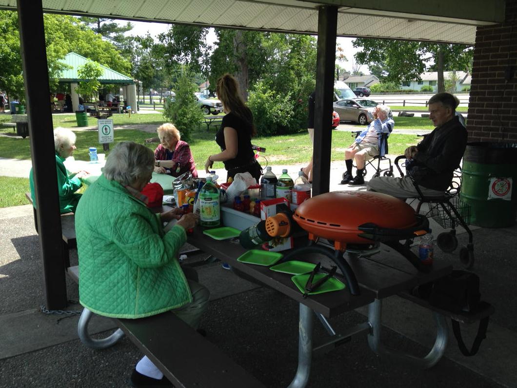 Enjoying a BBQ at Andrew Hayden Park with <a href="/BHMretire/">Jennifer Hess</a>