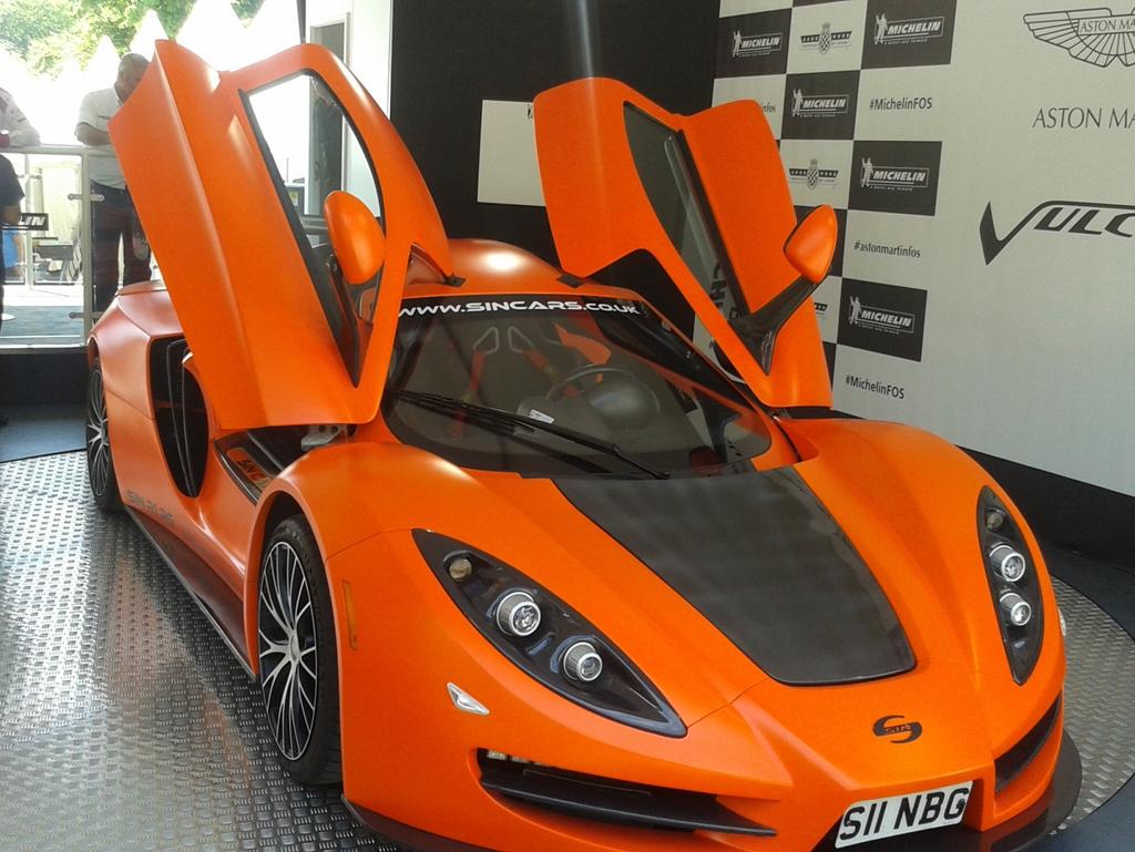 aasklov's tweet image. More of this in life...today with Michelin at Goodwood FOS. This weekend at Formula E in London.