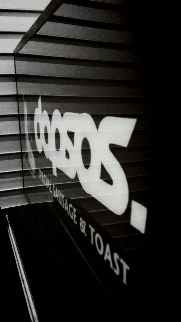 Silahkan mampir di Jl. Ir Juanda (Ps. Pucang Sawit) , utamakan sholat tarawih dlu gaes #dpssbakaran