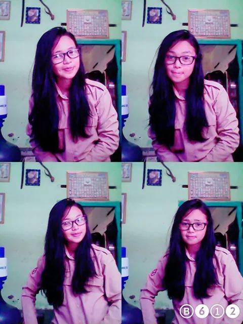 ChabbeNia's tweet photo. Ade q cantiikk jga yy,, yg rjin yy cantik skolh n bljr ny bntr lg msk SMA., http://t.co/o03DLUL3WM