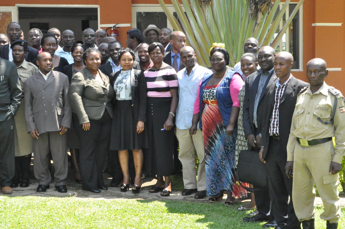 ird_uganda's tweet image. Group photo of the #AntiTortureDialogue #FortPortal #Uganda @NetSquared @Net2uganda @TechSoup @unhrcpr