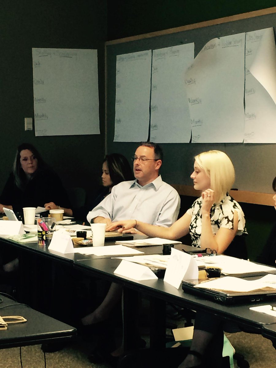 Mkeenkeen's tweet photo. Chris sharing his admin story #smapproach @csacklyn #whatstheplan @MarcMbacker http://t.co/M8WyJtnPzG