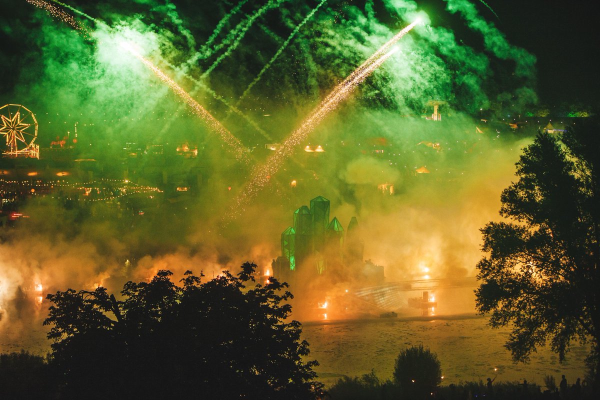 SecretGardenHQ's tweet photo. 1 month to go! #justsaying http://t.co/i22BkGCUpF