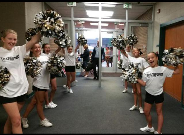 SVMSWildcats's tweet photo. SVMS cheerleaders greeting at #pvtransform15 http://t.co/MkBDjYzTMB