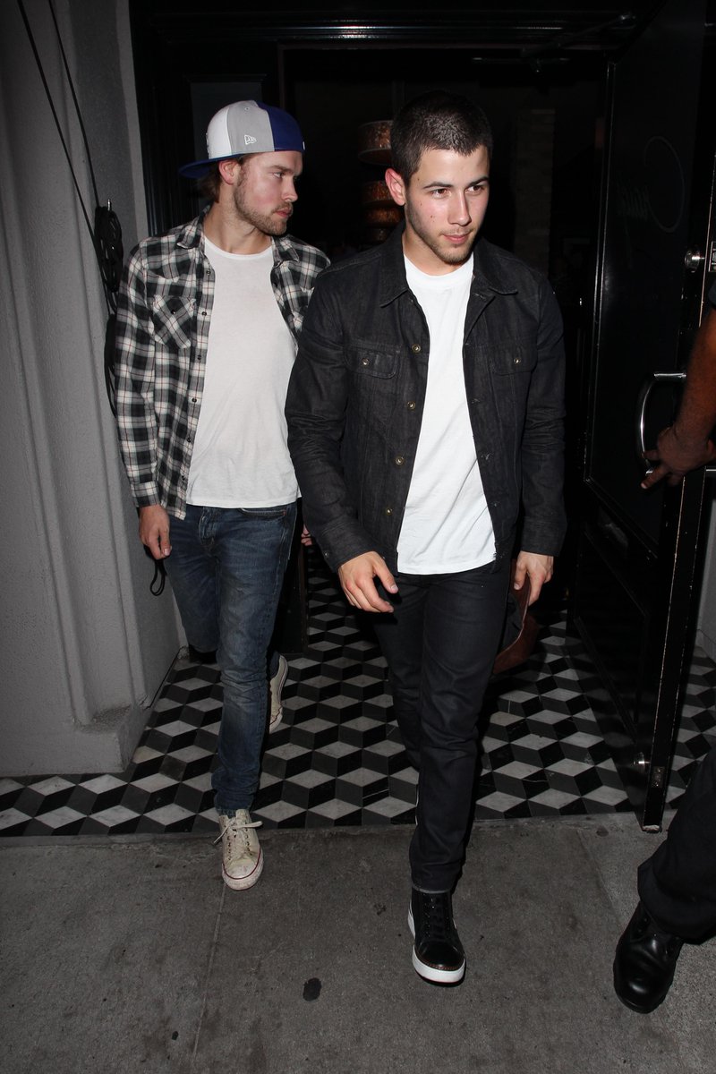 OverstreetCNews's tweet photo. Chord Overstreet and Nick Jonas exit Craig’s restaurant after grabbing dinner for the evening http://t.co/aUB2lHIvNI http://t.co/V86OkmlJrM