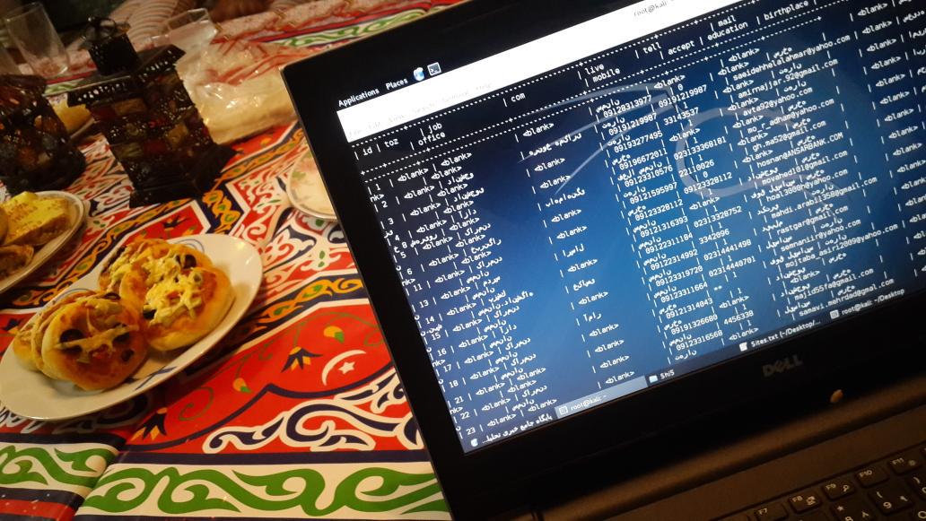 جالس افطر وامزمز على سيرفر إيراني ^_* - #هكر #السعوديه  #hacker