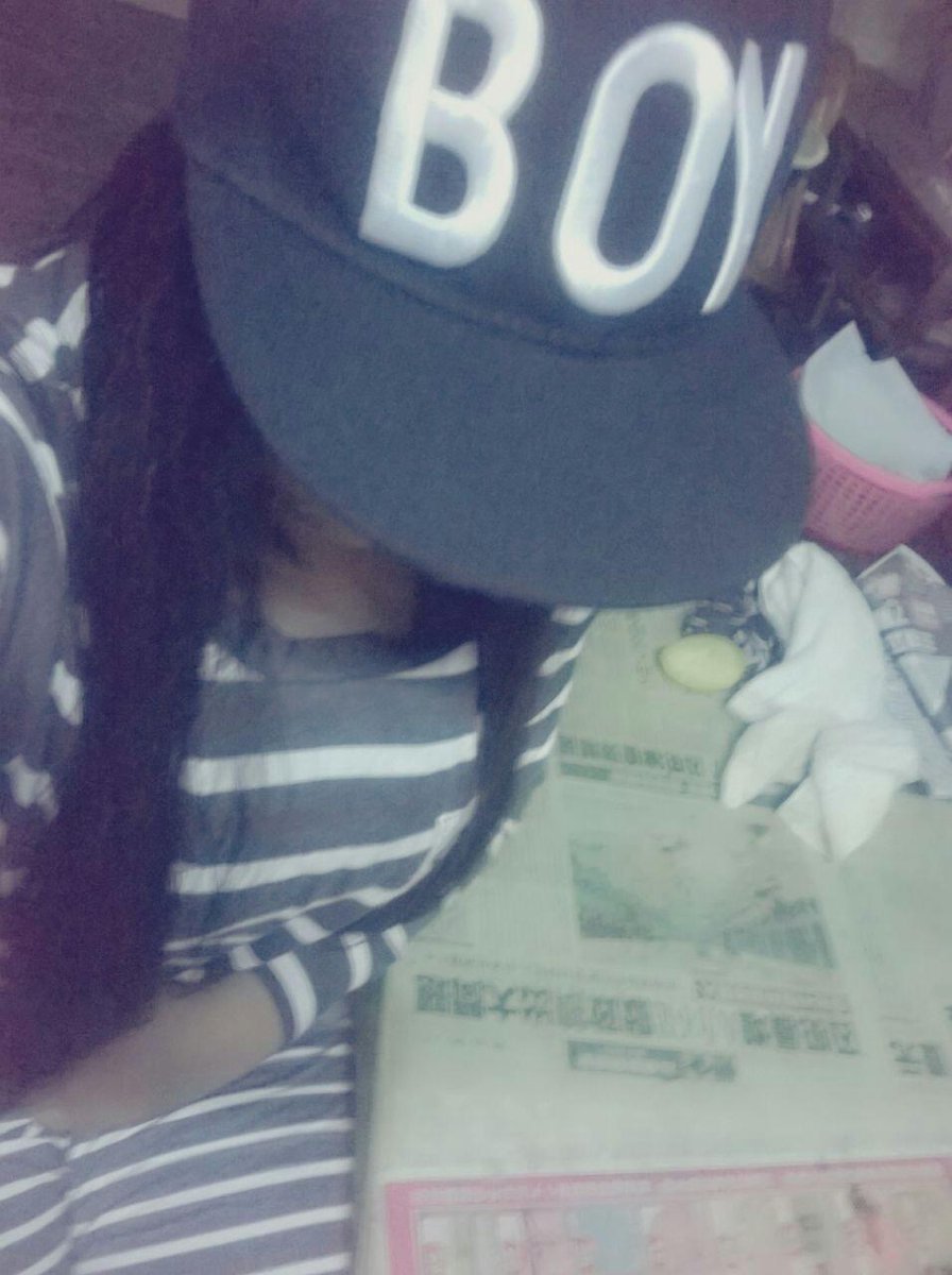 eka_sava tweet picture