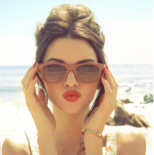 Cosmopolitan_es's tweet image. Consejos para que elijas (bien) tus gafas de sol: bit.ly/1xi2GwA