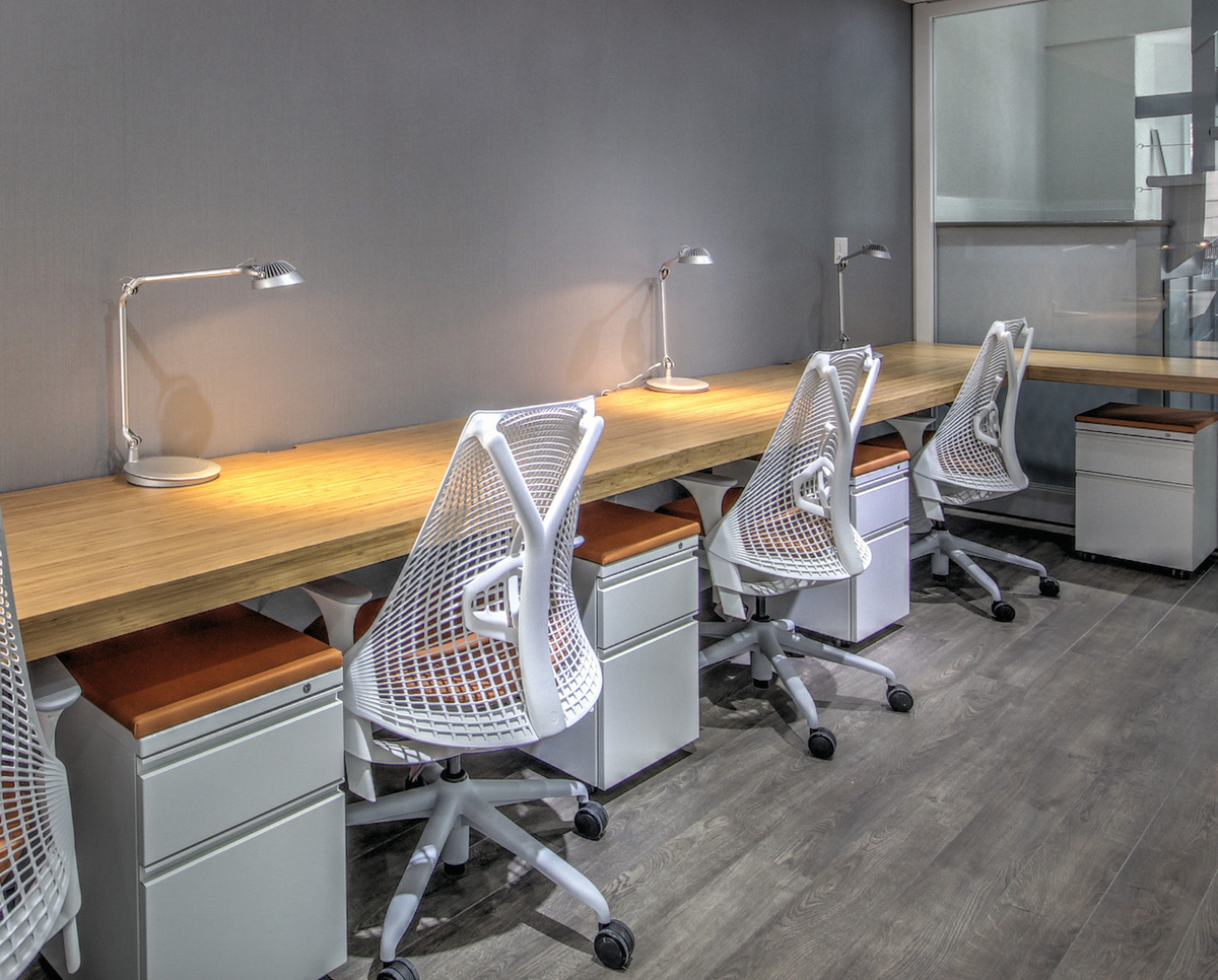 STARTSPACEca's tweet image. Book a space with us and enjoy ergonomic #HermanMiller Furniture #ergonomics #coworking #hotdesks
