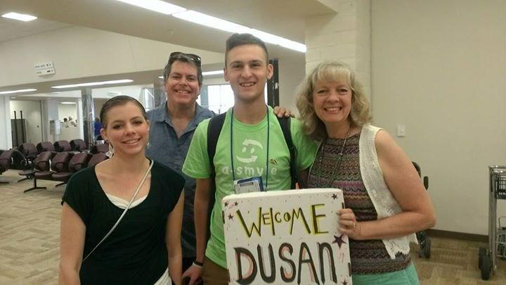 asmyleSEE's tweet photo. #WhyHostingMatters to Dusan "My amazing #hostfamily and going to school where I feel like I'm 1 of the American kids" http://t.co/N7sE4wG9Al