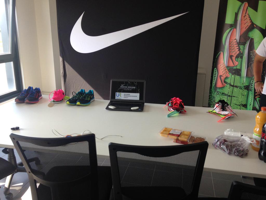 DaddyTheBeat's tweet photo. C'est parti pour la présentation Nike chez @UniversRunning #URNike http://t.co/2Lc55mZr9w