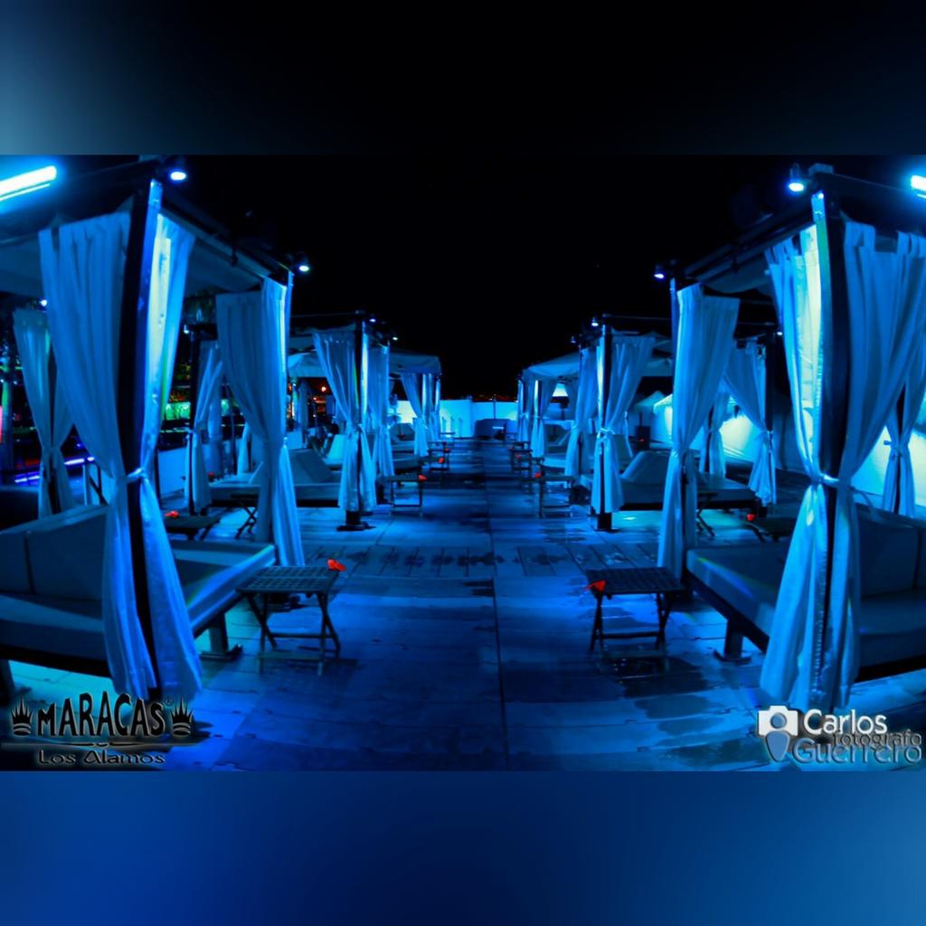 fiestasparadise's tweet photo. ¡RESERVADOS POR SOLO 70 EUROS 5 PERSONAS! APUNTATE EN LISTA 689056015 O 692340268
SI QUIERES FIESTA, ELIGE 🌴PARADISE🌴 http://t.co/8oIG868JY2