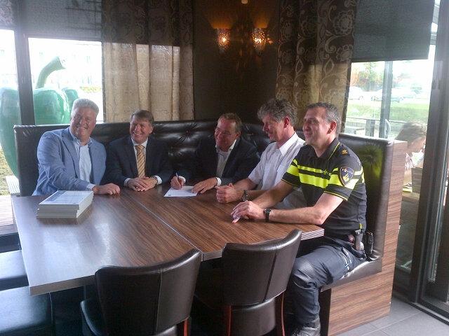 Vanmiddag keurmerk veilig ondernemen getekend ABC Westl. #duurzaamheid, #veiligheid.