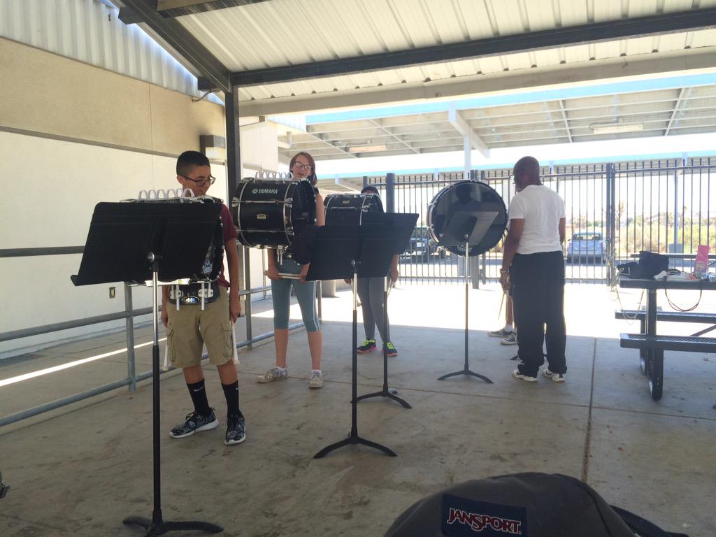 KnightHawkPerc's tweet photo. It's real! 😊 #knighthawks #bassline http://t.co/CvWVBGShWe