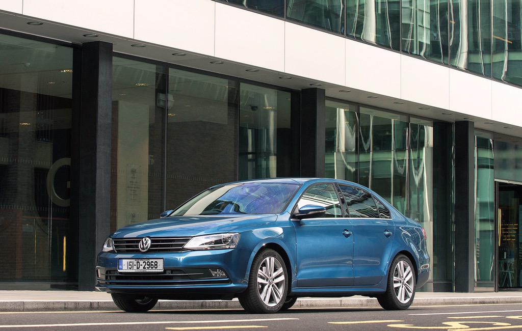 VWIrelandNews's tweet photo. Price of #Jetta dropped to a starting price of €20,895. Up to €1,440 reductions and free packs for 152. http://t.co/voW3eg0G5z