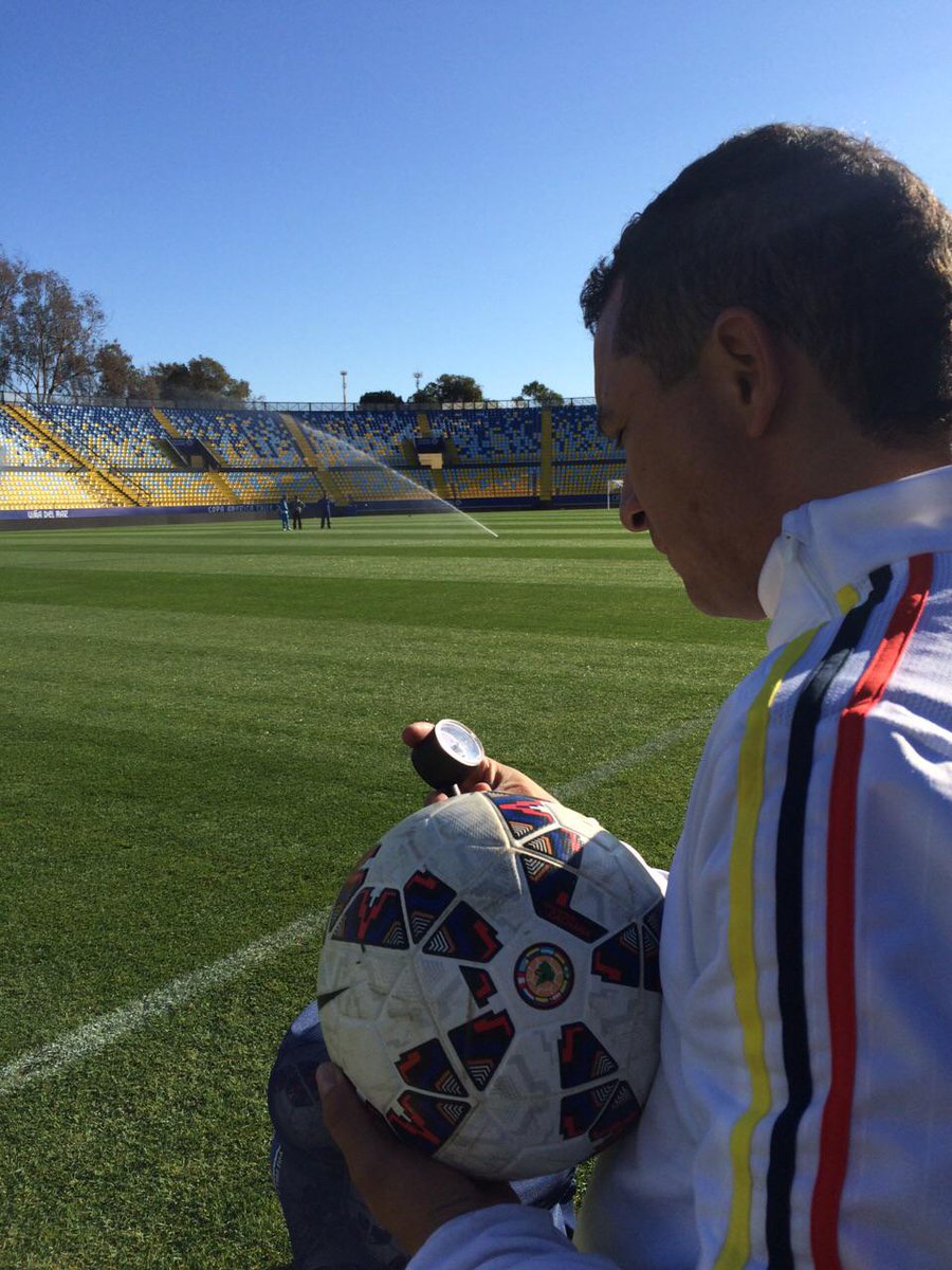 FCFSeleccionCol's tweet photo. Estadio Sausalito de Viña del Mar, escenario de #COL vs #ARG. #LaCopaConMiSelección http://t.co/9BsgGqFUPZ