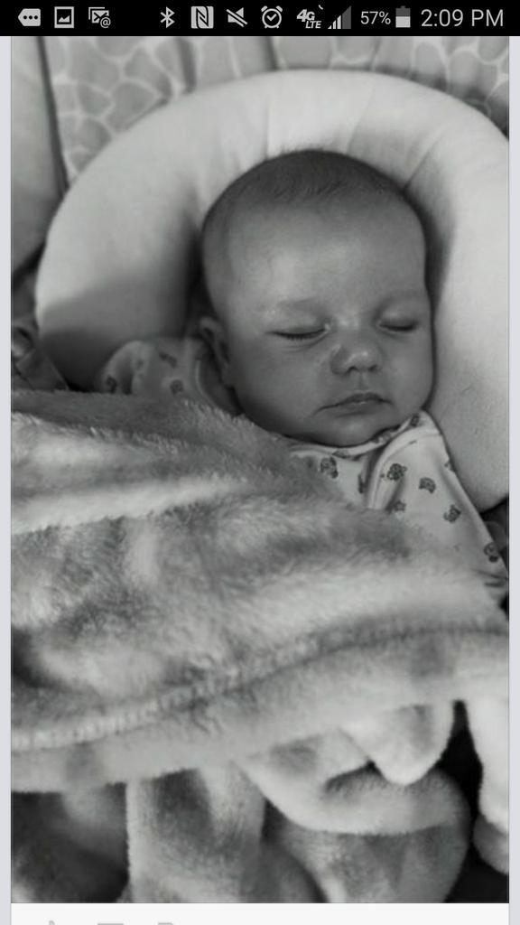 LDotas tweet picture