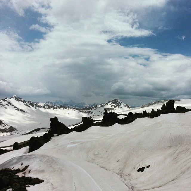 AlptourPhotos's tweet photo. http://t.co/QNw8zRKRQf Мое лето
#ankafotoshutter #annanotred
#photography #mytraveling #art #mountin #sun #elbrus… http://t.co/yL1c2G6qPJ