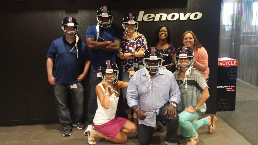 steph_fagan's tweet photo. Rolling with Lenovo helmets are in! #rollingwithlenovo #lenovoinsidesales #lenovochannelna @taylor_jeff http://t.co/M93FvkStrI