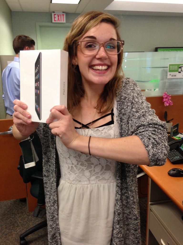 WiensLauraMay's tweet photo. Got my iPad from champions... Thanks 0690 team!!! http://t.co/6VHMbhvbAu