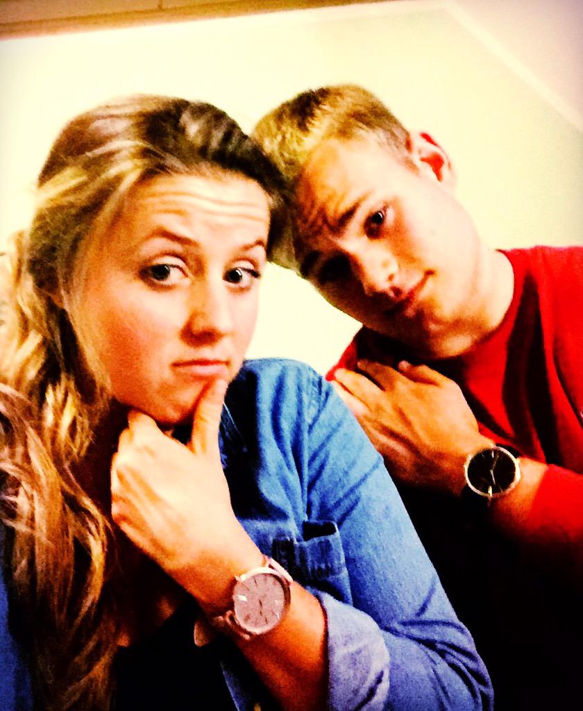 WaxPackSky's tweet photo. Timepieces for days #matchingwatches http://t.co/WLKMysLiyO