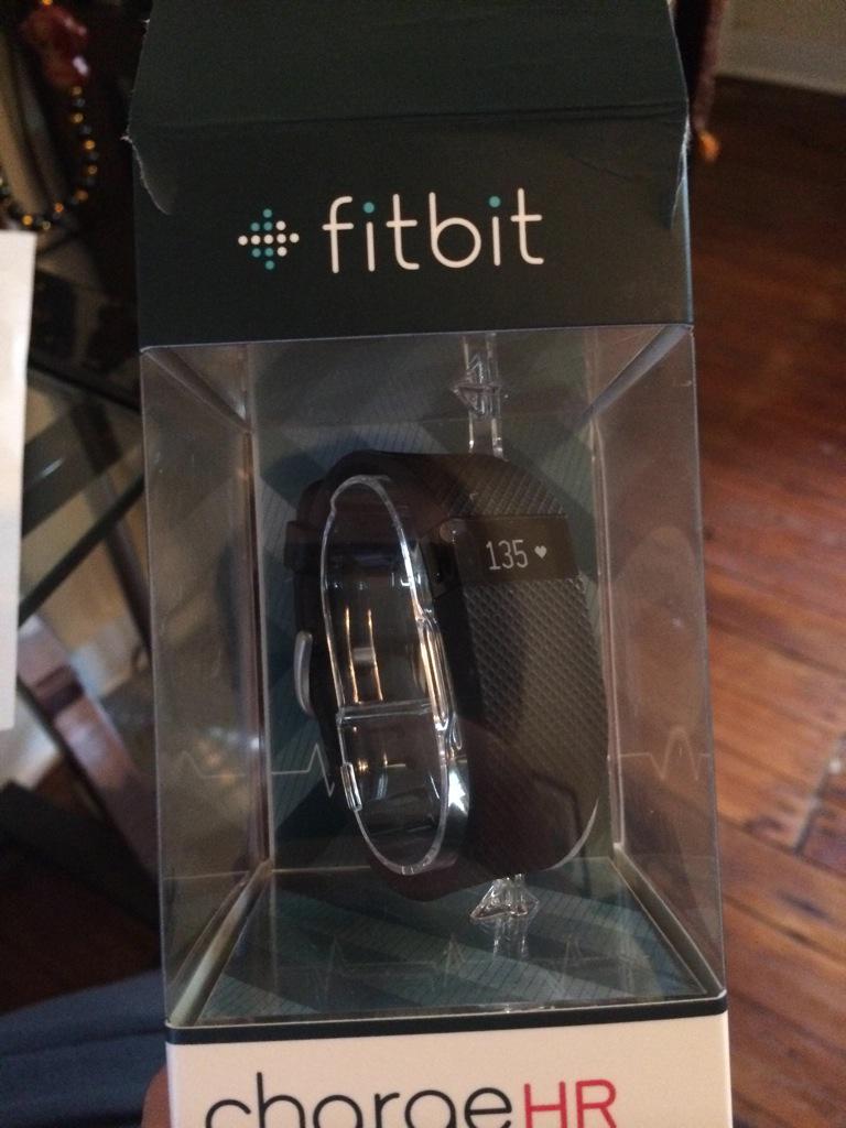 KateRussell11's tweet photo. Just joined club @fitbit. Wish me luck. #10000stepsaday http://t.co/oGsMUUDbet