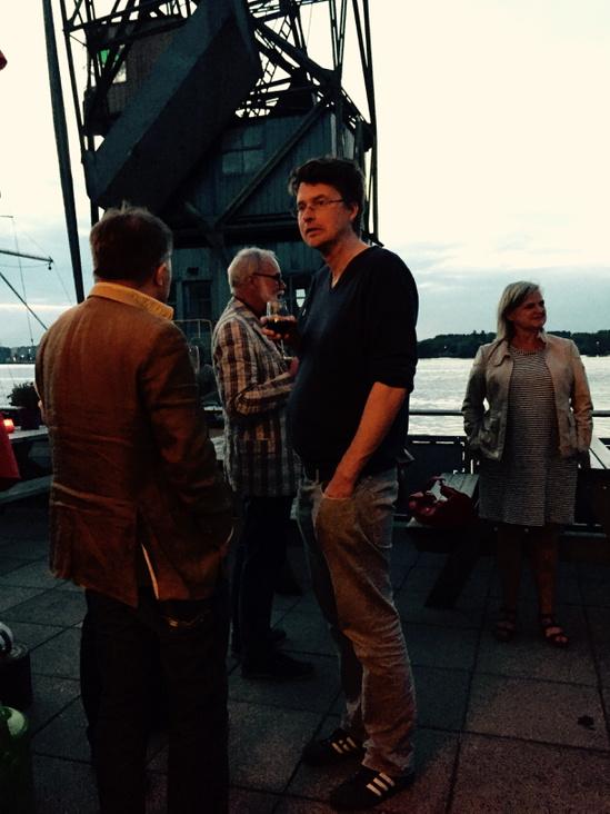 Borrelen aan het IJ na een geslaagde en inspirerende ALV.