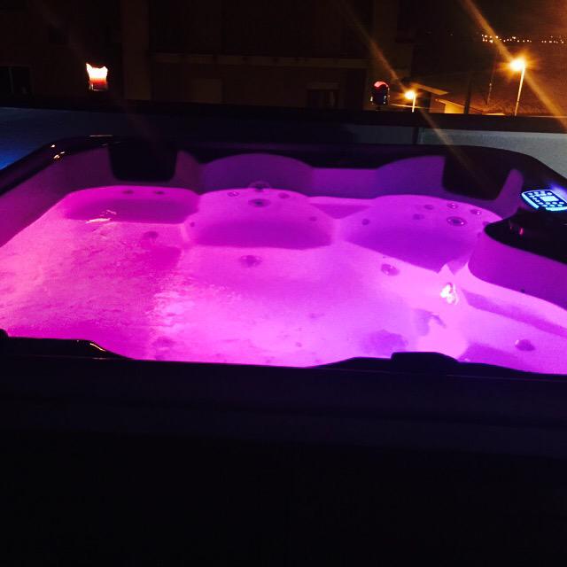 DashboxXXX's tweet photo. #home #relax #buonanotte #ioetu❤️ http://t.co/Bh82Qbdxfu