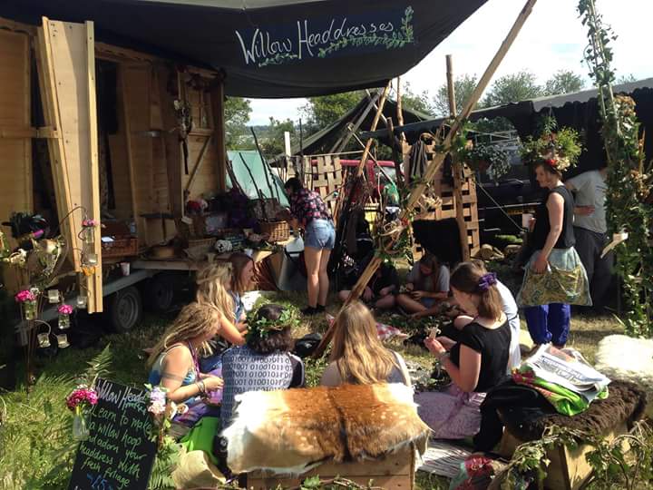 Wren_and_Bee's tweet photo. So much love for the Headdresses and Spinney Hollow swords, wands, pipes and staffs @SpinneyHollow #Glasto2015 http://t.co/r6UNLKuCvU