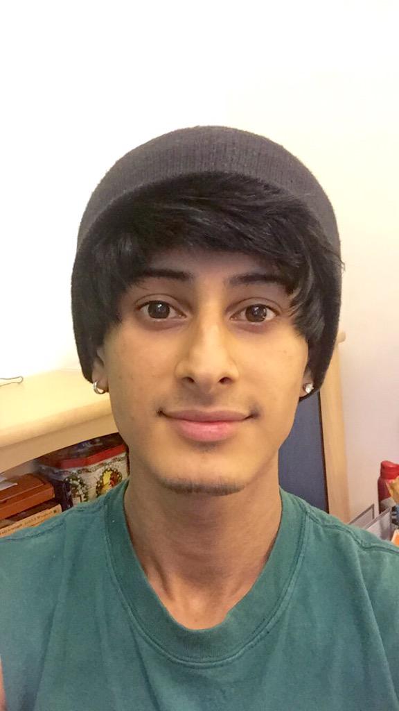 UMHDgaming's tweet photo. Second stream gonna be at 7:30 EST y'all, new prof pic on that thing http://t.co/GaugE01Pnj