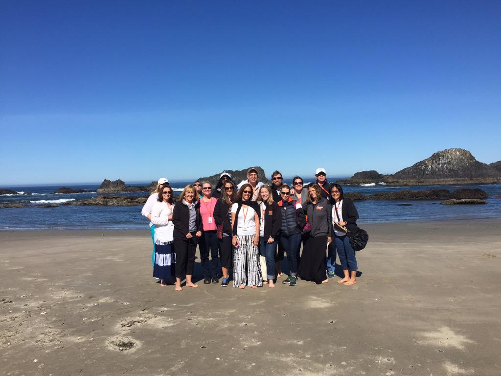 BeaverVIP's tweet photo. Quick stop on the beach before heading to Hatfield Marine Science Center with our #BeaverVIP counselors! http://t.co/51APsuxbGd