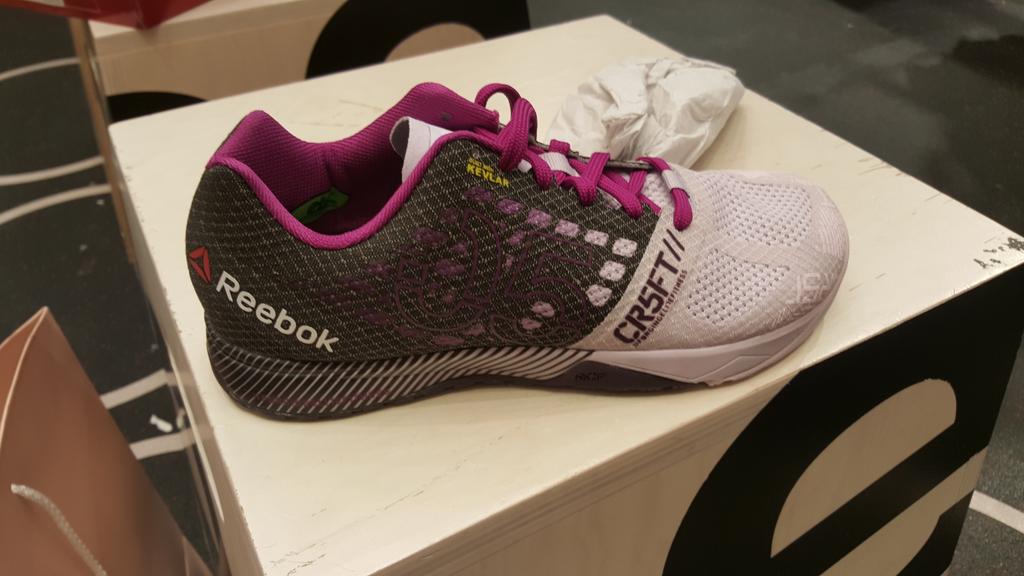 DTWhipp's tweet photo. Apparently I am the first person in London to get the new Nano's! Loving them! #Nano5 #crossfit http://t.co/ATZoN9UMdf