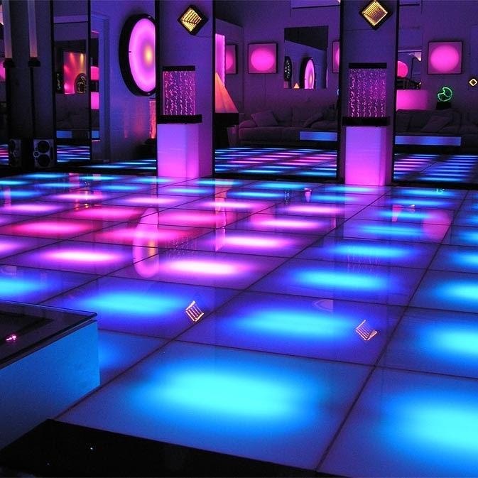 DapperGrp's tweet photo. LED dancefloor? We'll install one at your next event! #Dancefloor #LED #Party #Dance #Disco http://t.co/9N5skxAfX4 http://t.co/WJysEQGpMM