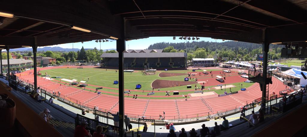 usatf's tweet photo. We’re just 10 minutes from the start of #USATFoutdoors! Watch live on http://t.co/OydwxwBrTq! http://t.co/YSJ2GTr2hq