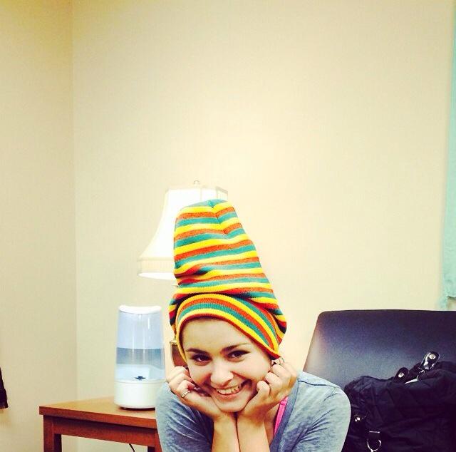 Happy birthday to the beautiful Jacquie Lee!!!! Ur finally 18!!!! 