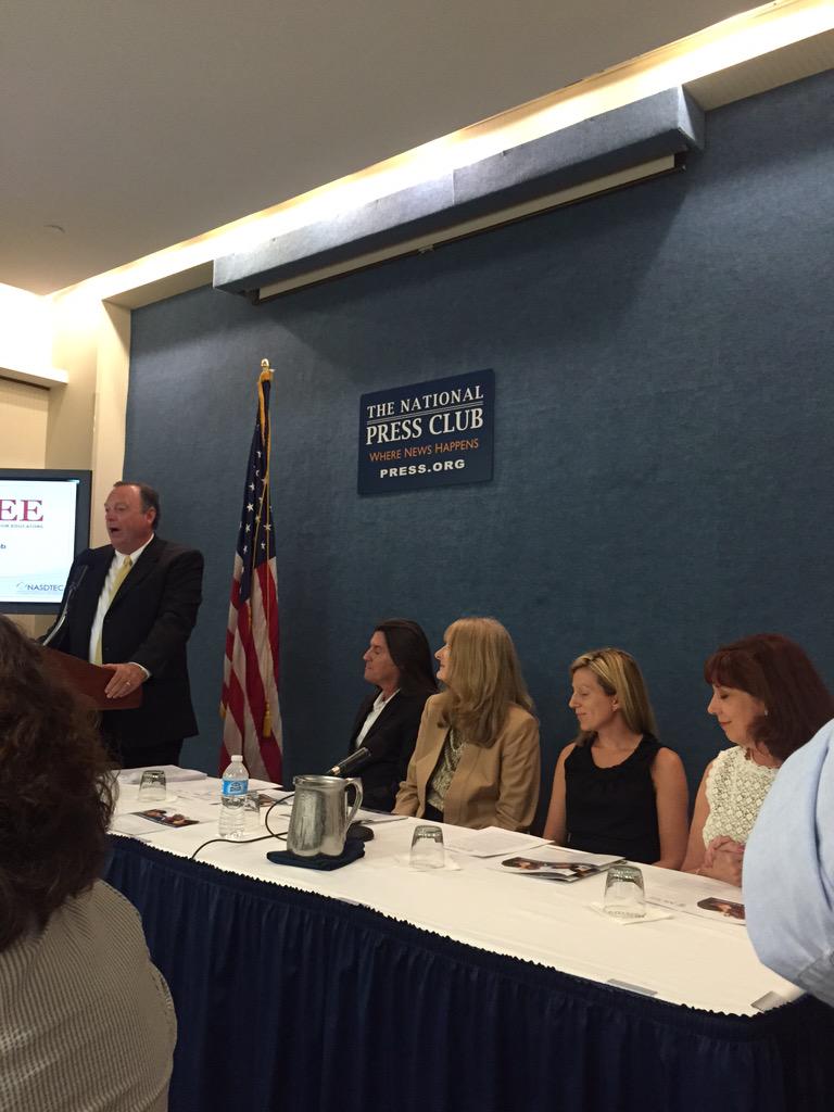 Ashleycnorris's tweet photo. @Ashleycnorris: Phil Rogers introducing Model Code of Ethics for Educators @PressClubDC @NASDTEC @UOPX @ETSresearch http://t.co/yxSakf4W8C