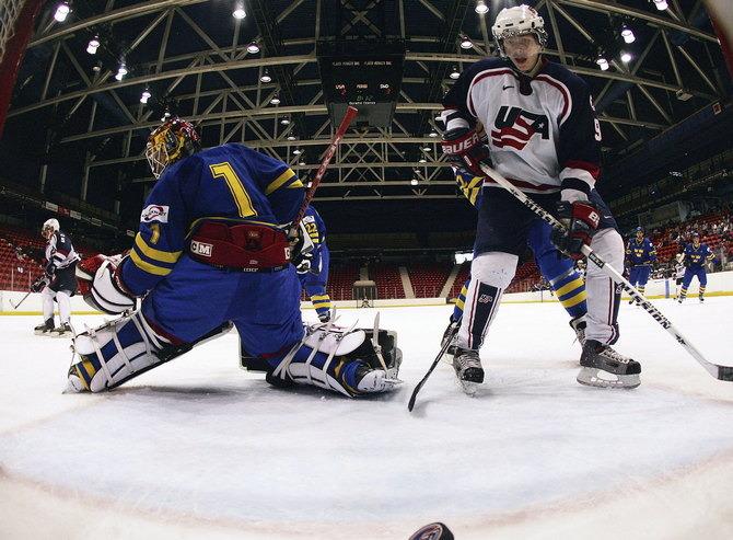 Happy 27th birthday to the one and only Jhonas Enroth! Congratulations 