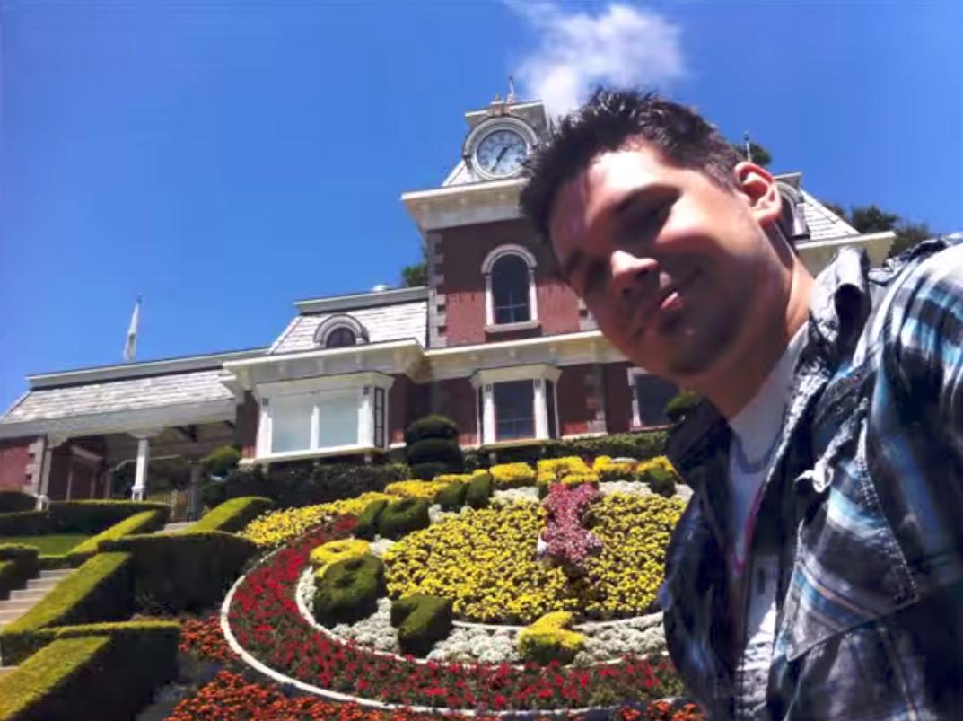 tvanouvelles's tweet photo. EN VIDÉO - Ranch de Michael Jackson | Un Québécois raconte sa visite à Neverland http://t.co/MUE0ckon8S #MonTopo http://t.co/S4KUYn7BM8