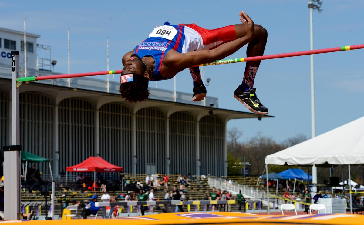 RiverHawkXCTF's tweet photo. #RiverHawks flying high at America East Championships..!  #AEPhotoOfTheYear #UnitedInBlue http://t.co/nAojiaJRB5