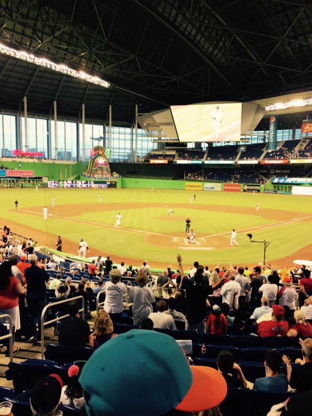 MarcoConde212's tweet photo. Thank you to Pete from Samsung for a great ballgame last night!⚾️ #WPB315🌴 #PrepaidChamps🏆 @marceloclaure @kgbond0007 http://t.co/c4fQwA5qEF