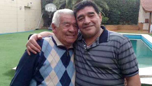 mauro_ferrara's tweet photo. Descansa en paz #dondiego #qepd #chitoro // #fuerzadiego #maradona CC @dalmaradona http://t.co/8V5uA12W47