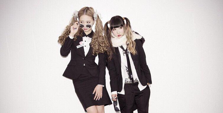 mmyr_'s tweet photo. AMOYAMOがやっぱり1番 好き😊👊💕 http://t.co/en648O6uDU