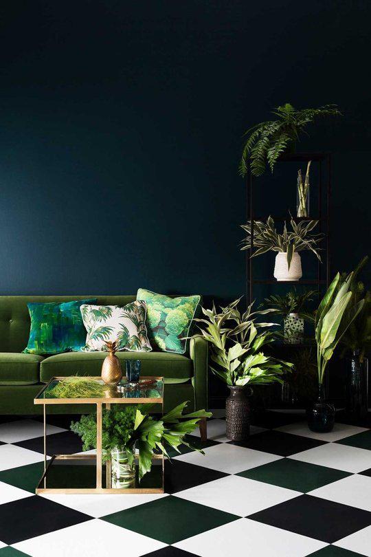 AptTherapy's tweet photo. Shop The Trend: How To Get the Dark, Moody Botanical Look in 3 Very… http://t.co/6zm72wq7Jt #StyleCollage #Trends http://t.co/sPcwpxo8NV