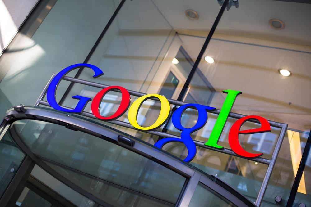 ClimatePower's tweet photo. Google is turning an old Alabama coal Plant into a renewable energy-powered data center http://t.co/yyA4hX1e7H  http://t.co/BXuPHDpMbo
