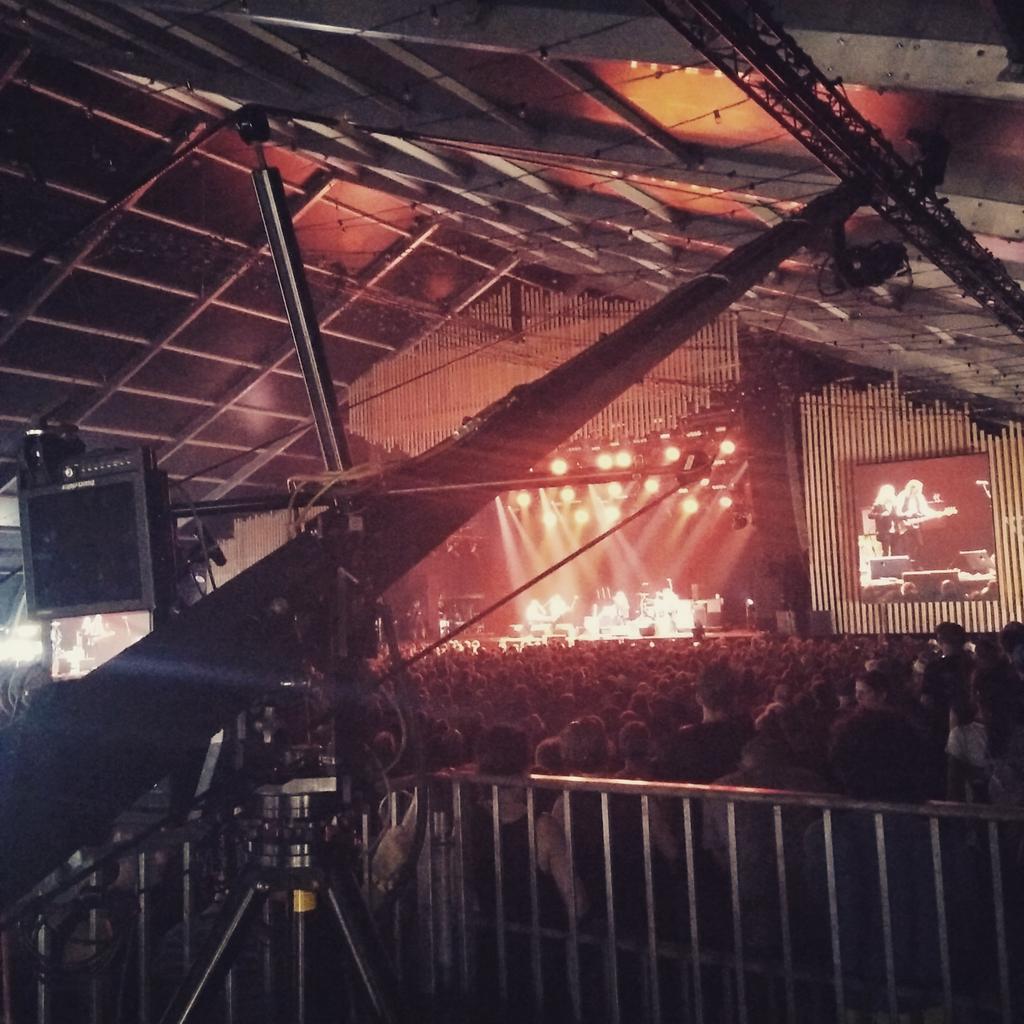 MarcMadnezz's tweet photo. Job with a view.. Patty Smith @RockWerchter #TheBarn #RW15 http://t.co/sxxEKjNFxP